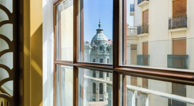 Grand Hotel Centenari, Valencia, Autograph Collection, Забронировать Отель Сьютат Белла Валенсия