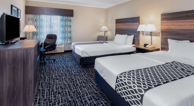 Четырёхместный номер Standard La Quinta by Wyndham Garland Harbor Point