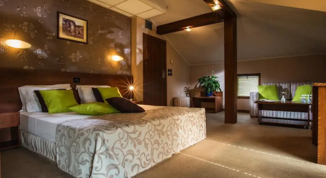 Uniqato, Book Hotel Hoteller i Stara Zagora med morgenmad, Morgenmad