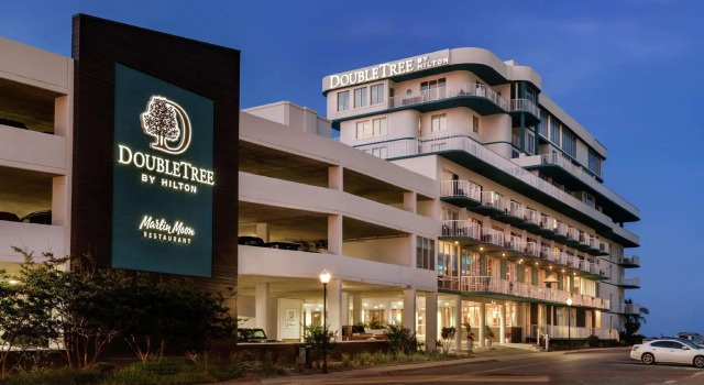 Номер Standard с балконом и с видом на океан DoubleTree by Hilton Ocean City Oceanfront