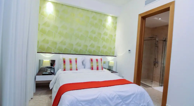 Люкс Deluxe с 2 комнатами с балконом Beach Rock Condo Boutique