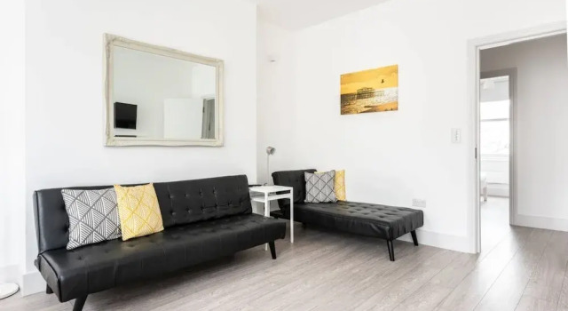 Modern and Airy Seafront Apartment, Забронировать Апартаменты/квартира Апартаменты Исторического графства Суссекса, Апартаменты/квартира