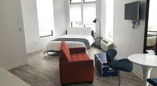 Ginosi 747 Apartel, Buchen Sie Aparthotel Hotels in Illinois mit Parkplatz, Parkplätze