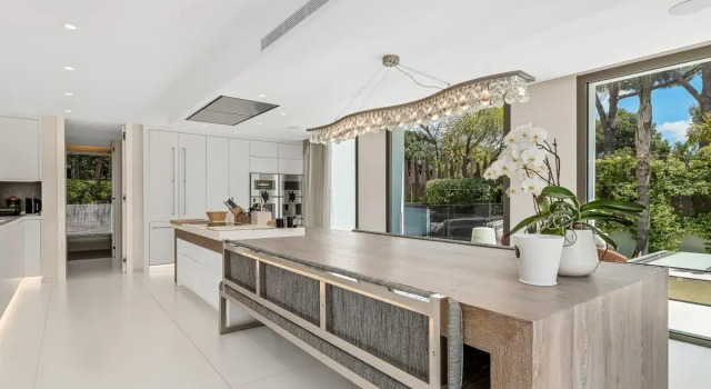 All About Villa Serenity