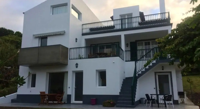 Apartment With 3 Bedrooms in Caloura, With Furnished Terrace and Wifi, Prenota Appartamento Caloura São Miguel