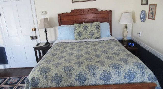 Номер Deluxe Carrier Houses Bed & Breakfast