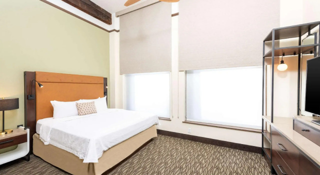 Двухместный люкс c 1 комнатой Homewood Suites by Hilton Indianapolis Downtown