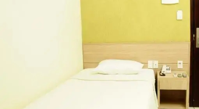 Одноместный номер Deluxe Garden Hotel