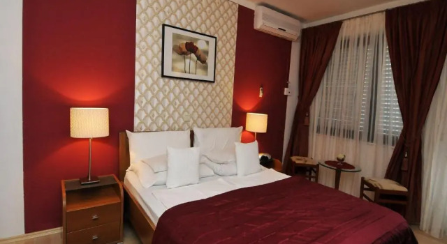Hotel Haus Am Meer Cavtat, Забронировать Отель Отели Цавтат с парковкой, рядом с Пляж Циста Лука 1, Парковка