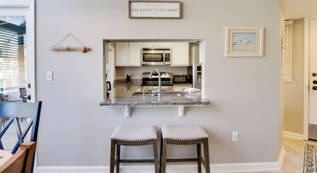 Апартаменты 2 Mi to Beach: Condo w/ Pool Access in Hilton Head