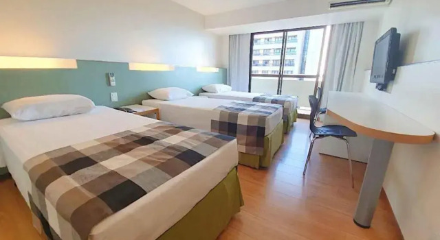 Трёхместный номер Standard St Paul Plaza Hotel