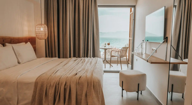 Полулюкс с видом на море Sagredo Beachfront Retreat & Spa by E-GEO