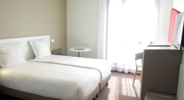 Номер Comfort Spark by Hilton Lyon Park Saone
