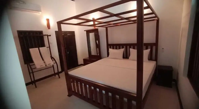 Двухместный номер Deluxe с 3 комнатами с балконом и с видом на бассейн Ahangama Eco Villa