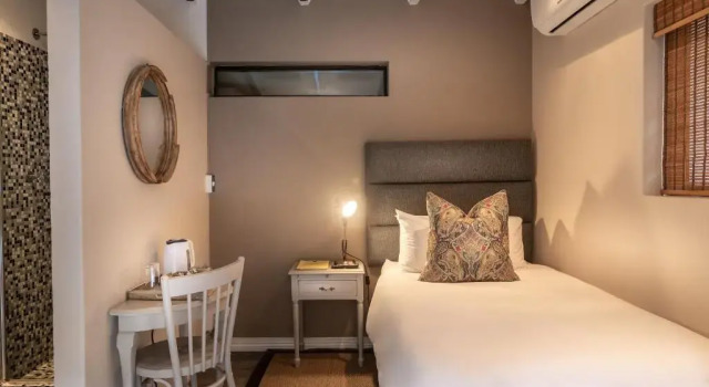 Одноместный номер Standard Antrim Villa by Totalstay