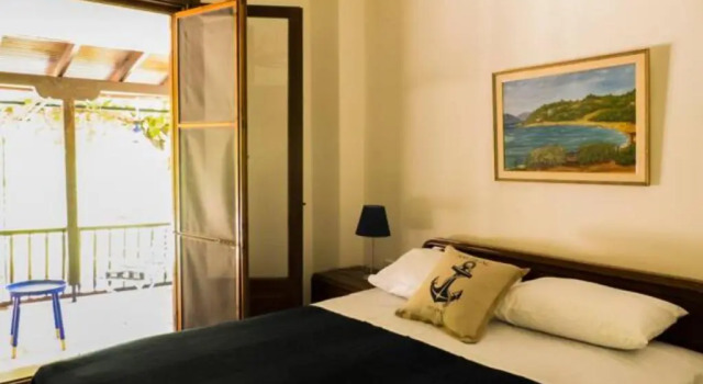 The 4 Travellers Halkidiki, Book Vacation Home Siviri 