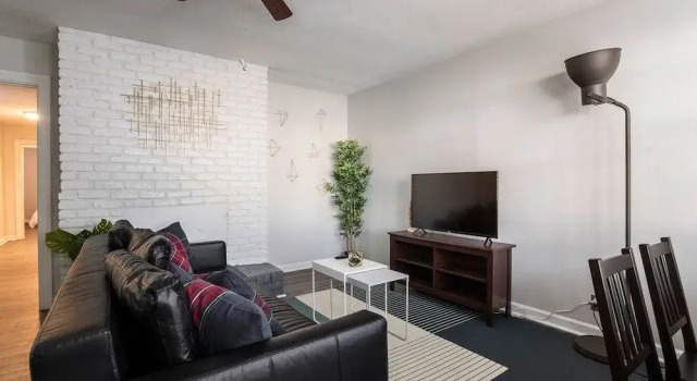 Modern yet historic 3BR House NEWLY Renovated, 预订 酒店 路易斯威尔 Louisville Metropolitan Area