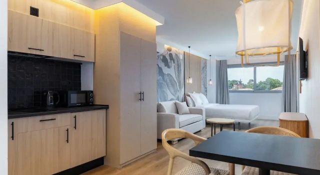 Студия HA Retiro Suites