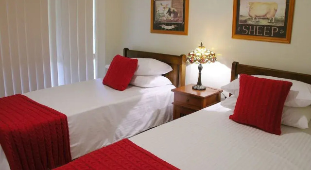 Apple Tree Cottage and Studio, Book Feriehus Villaer i Sunshine Coast, Villa