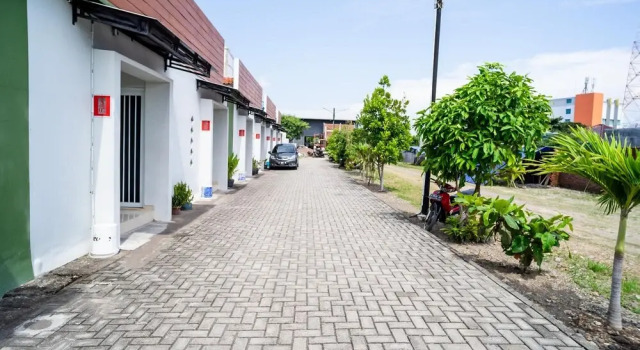 Sitiinggil Guesthouse by RedDoorz, Rezervovat Hotel Tegal Central Java