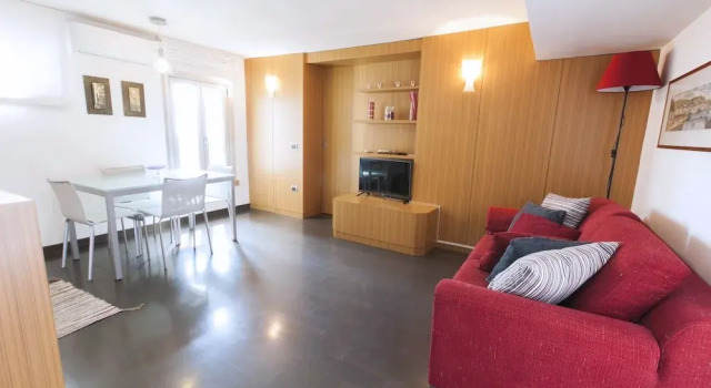 Guantai Prestige Apartments, Забронировать Апартаменты/квартира Апартаменты Неаполя, рядом с Accademia di Belle Arti di Napoli, Апартаменты/квартира