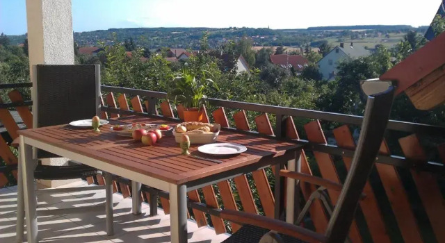 Апартаменты Madách Apartman