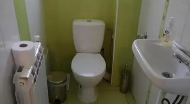 Двухместный номер Standard с балконом и с красивым видом из окна Guest House Bojana
