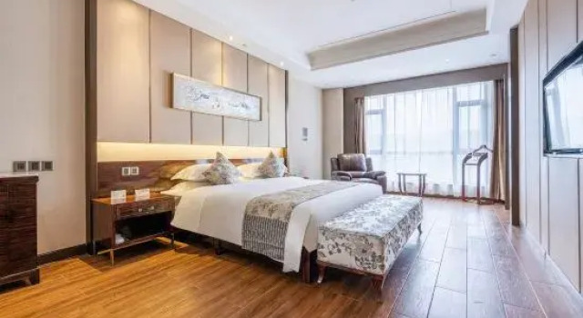 Люкс Deluxe Jin Hai Tian Hotel