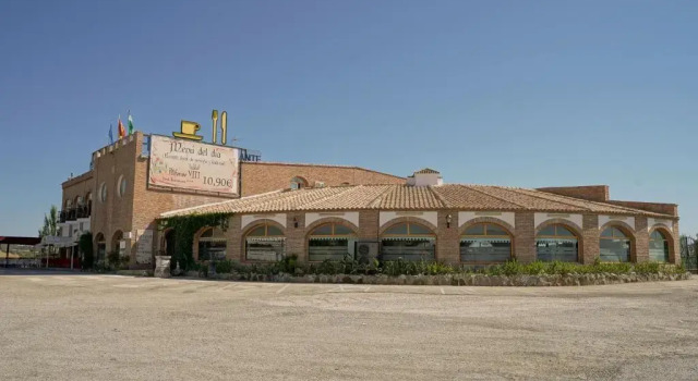 Hotel Alfonso VIII, Book Hotel 3-stjernede hoteller i Jaen, 3*