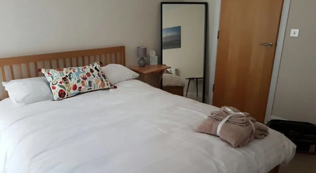 Apartment near London Bridge
