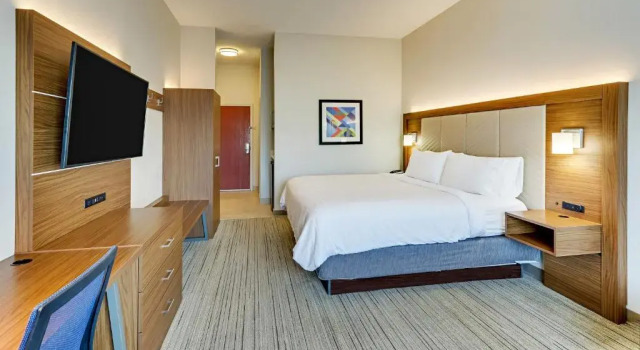 Номер Standard Holiday Inn Express Hotel and Suites Weatherford by IHG