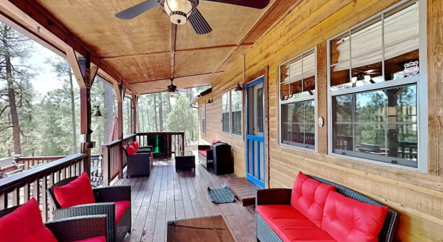 Коттедж с 3 комнатами 4 Bears 1 Cave by Ryson Vacation Rentals