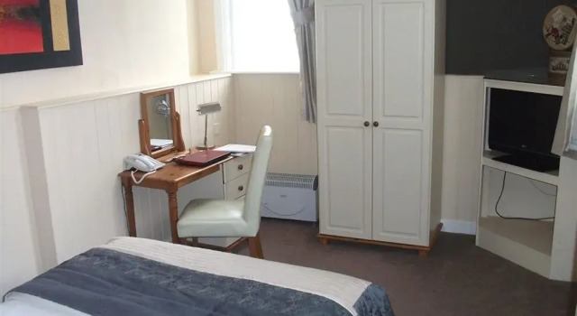 The New Staincliffe Hotel, Забронировать Отель Отели Тиссайд 4 звезды, 4*