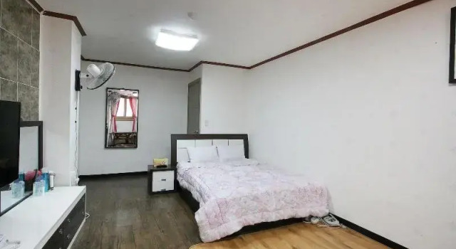 Jeju Yeongsung Motel