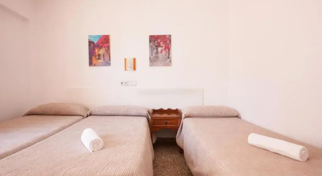 Номер Standard с балконом Hostal Las Nieves