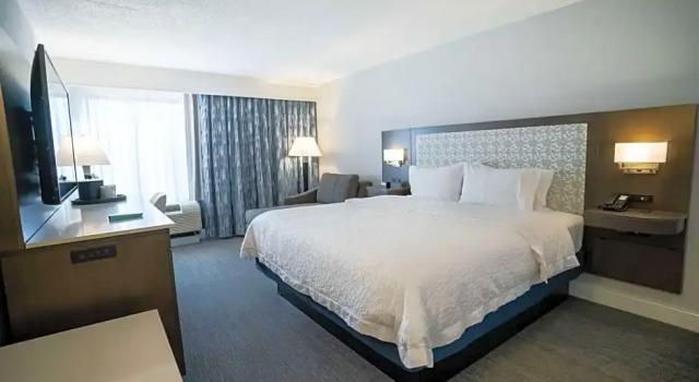 Полулюкс Standard Hampton Inn & Suites Fairfield