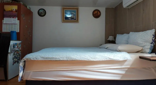 Номер Comfort Cozy En-suite Rm on Dumanica