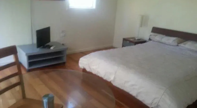 Clarelee Belgrave Accommodation, Rezerwuj Hotel Hotele w Dandenong Ranges z parkingiem, Parking