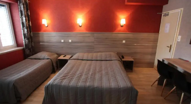 Трёхместный семейный номер Standard Hôtel Saint-Pierre