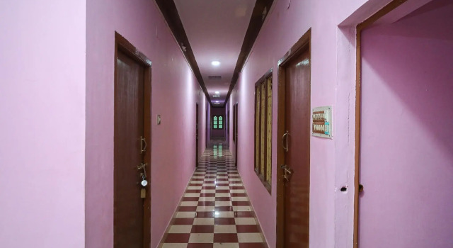 OYO 39194 Hotel Ashoka