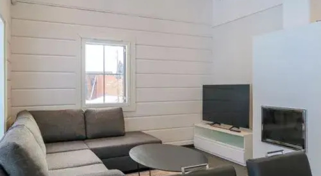 Suksitie 11 b, Varaa Hotelli Sirkka Tornio Valley