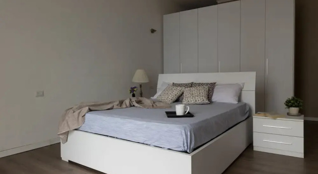 Lungolago Apartment, Buchen Sie Ferienwohnung Malgrate Comer See