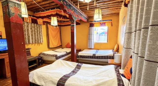 Трёхместный номер Standard Shambhala Palace Hotel