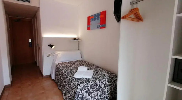 Одноместный номер Standard с балконом Hotel Miami Calella - El de siempre, como nunca