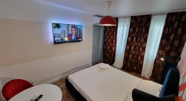 Студия Deluxe Royal Accommodation