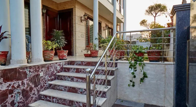 Kapoor Residency