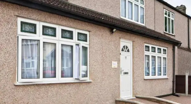 Montrose Guest House, Забронировать Гостевой дом Ромфорд Большой Лондон