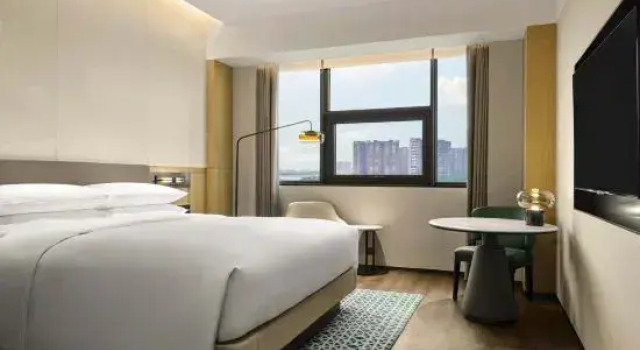 Люкс Superior Courtyard by Marriott Shunde