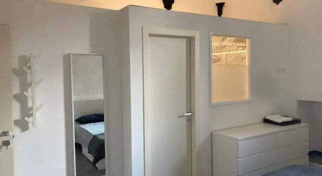 Номер Superior Archivolto del Teatro, 3
