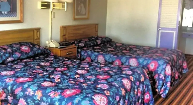 Номер Standard Relax Inn - Shelby